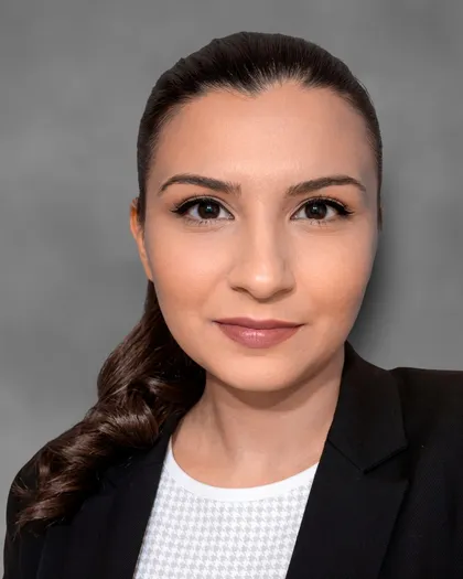 Erika, office administrator at Edilservizi Cagliari